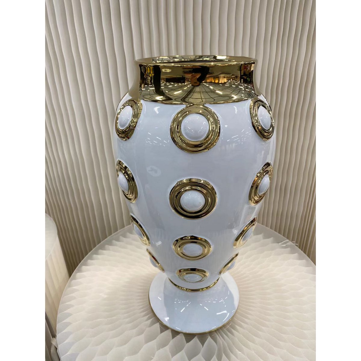 Gouden grote vaas met 4 cirkels H46cm (CV11617-17WIT)