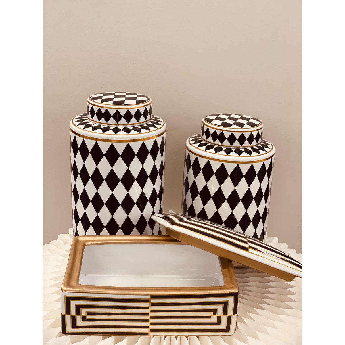Moderne opbergdoos voor dames, zwart-wit goud omrand