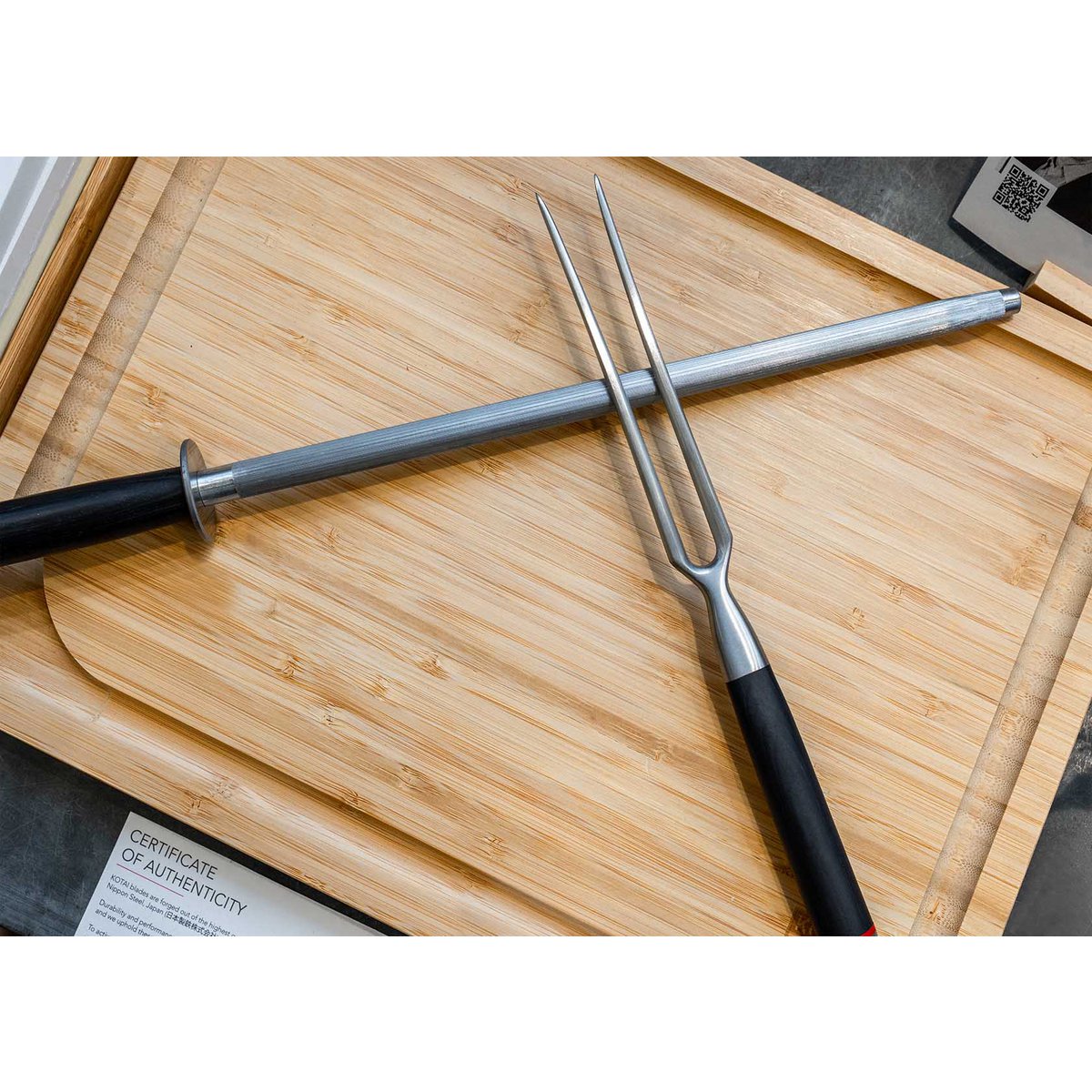 Messen- en keukenaccessoireset - De BBQ-set: Gyuto (koksmes) + vleesvork + aanzetstaal