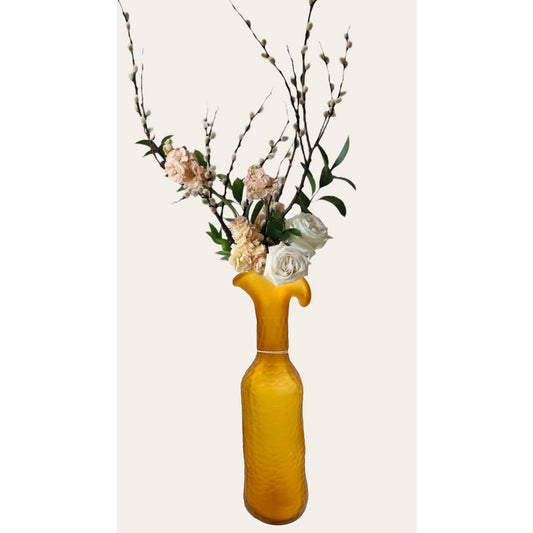 vintage amberkleurige glazen vaas groot formaat: H36cm* B 7CM *D 7cm