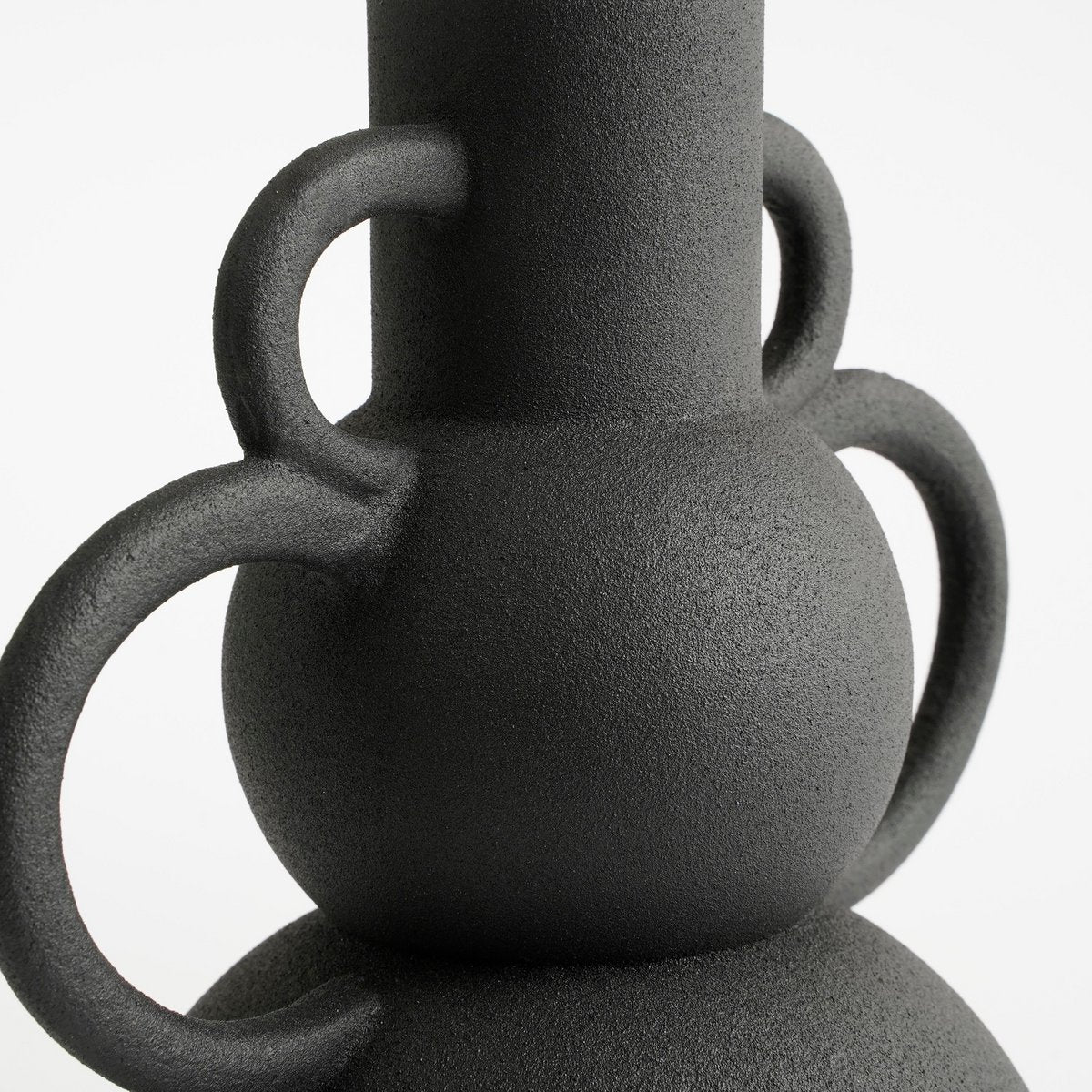 Vario Vaas - L22 x B15 x H26 cm - Metaal - Zwart