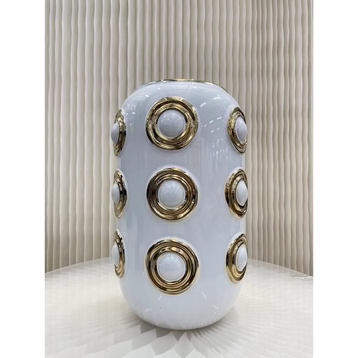 Gouden vaas met 3 cirkels (CV11617-12-CA-205321-WIT)