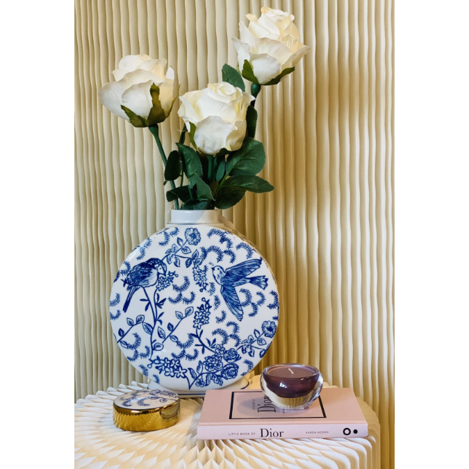 Kleine bloemenvaas van blauw en wit porselein (voor Kitchee Home)