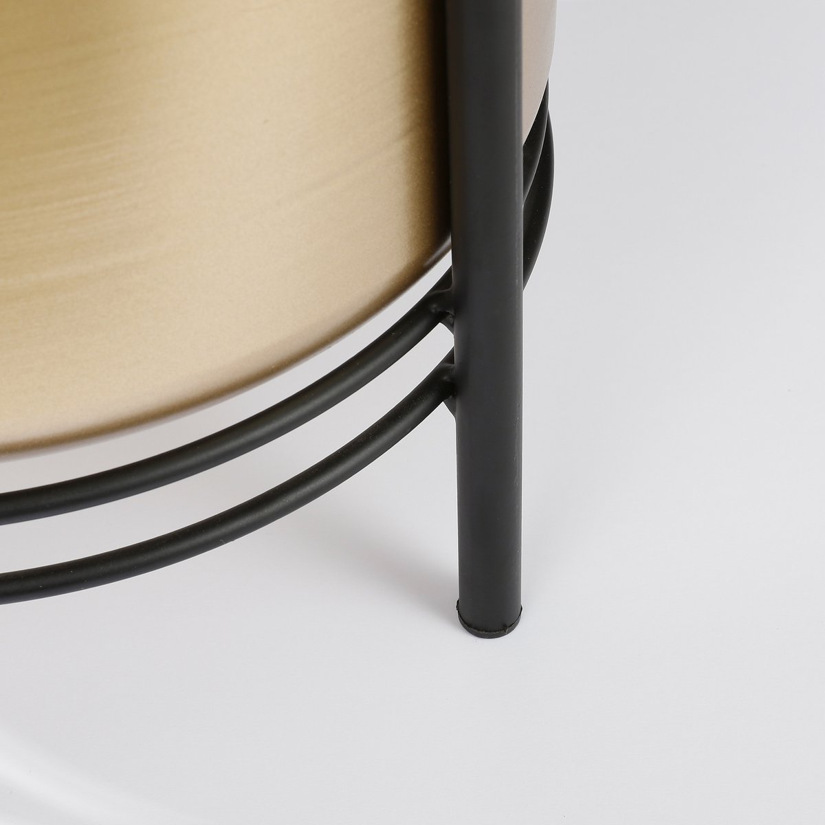 Sverre Bloempot op Standaard - H29 x Ø25 cm - Goud, Zwart