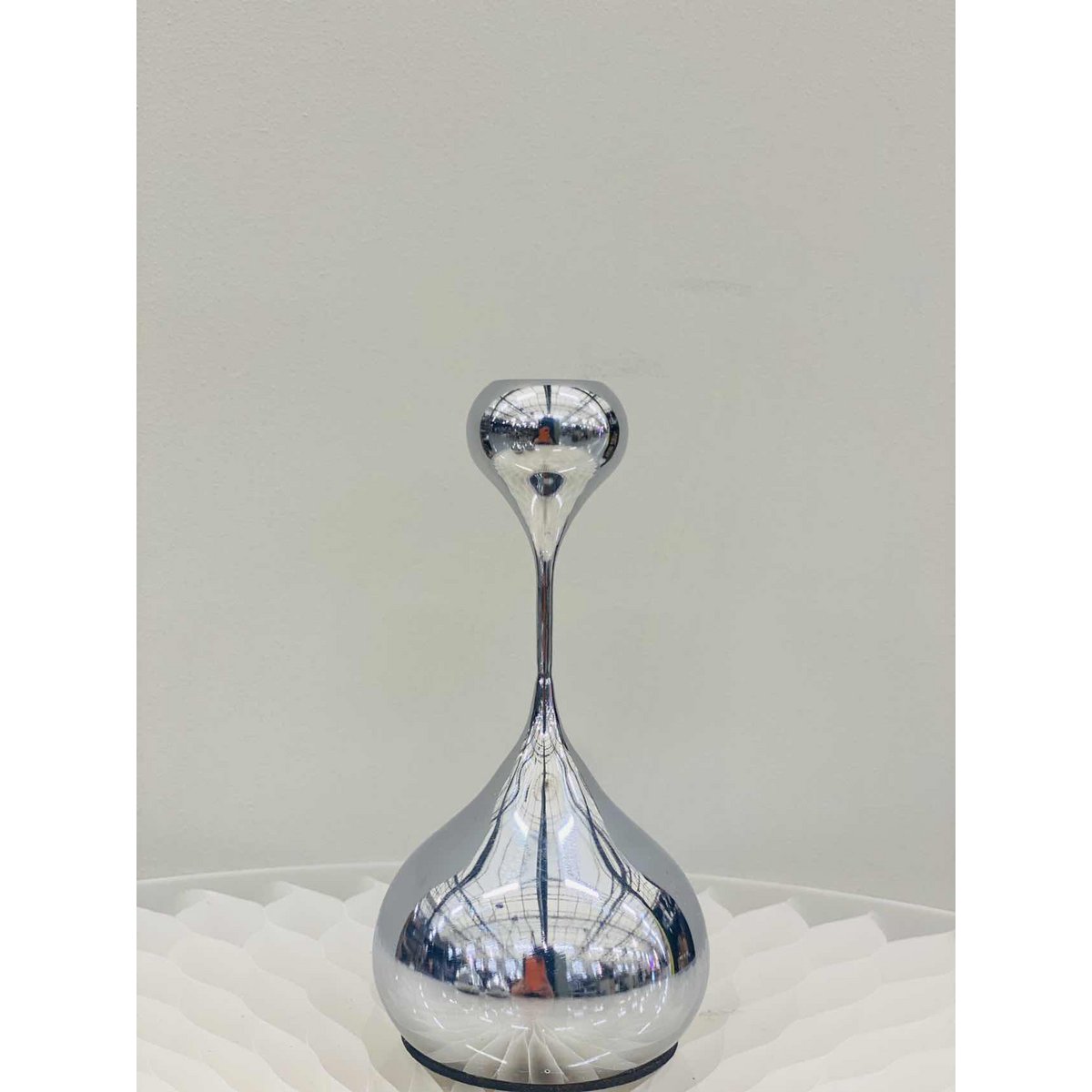 ZH02-L Tender Kandelaar Afmeting: H 34cm x D 3,15x B 7cm