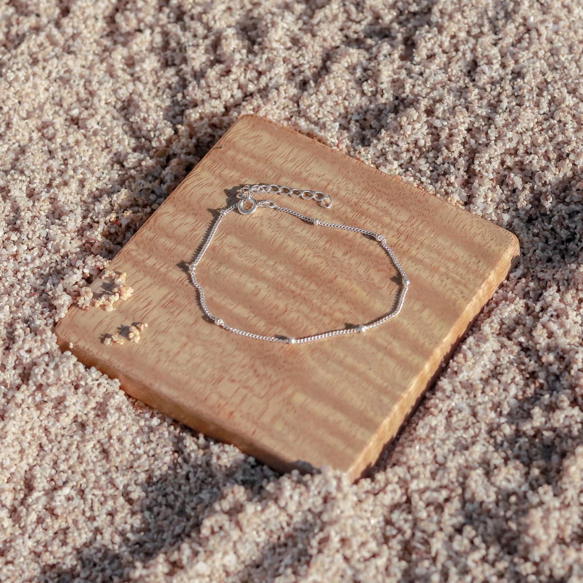 Sierlijke armband gemaakt van 925 zilver - zilveren armband handgemaakt - schakelarmband minimalistisch versierd met kralen - BRAWA zilver