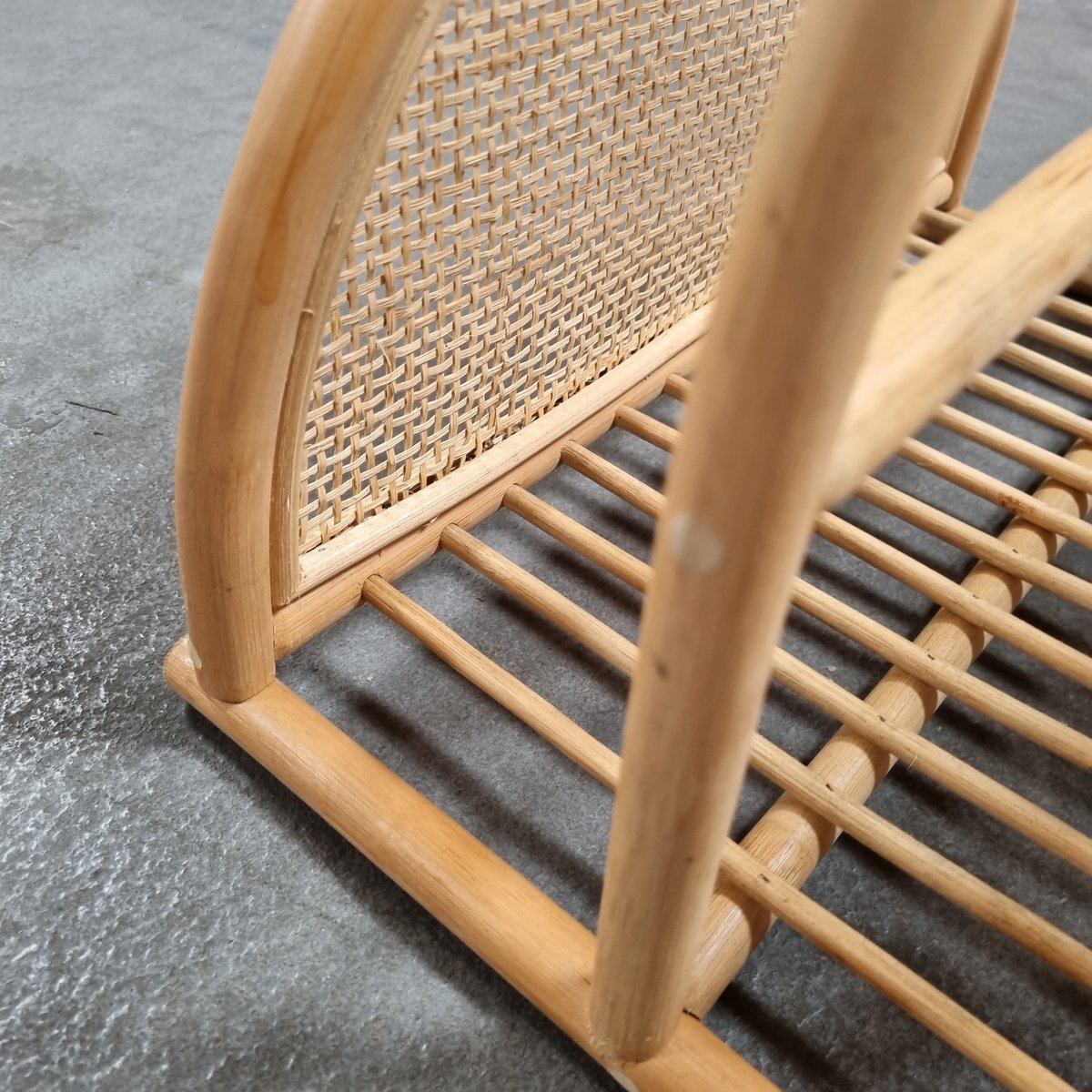 Krantenmand van rotan Tijdschriftenhouder Tijdschriftenmand ALOR