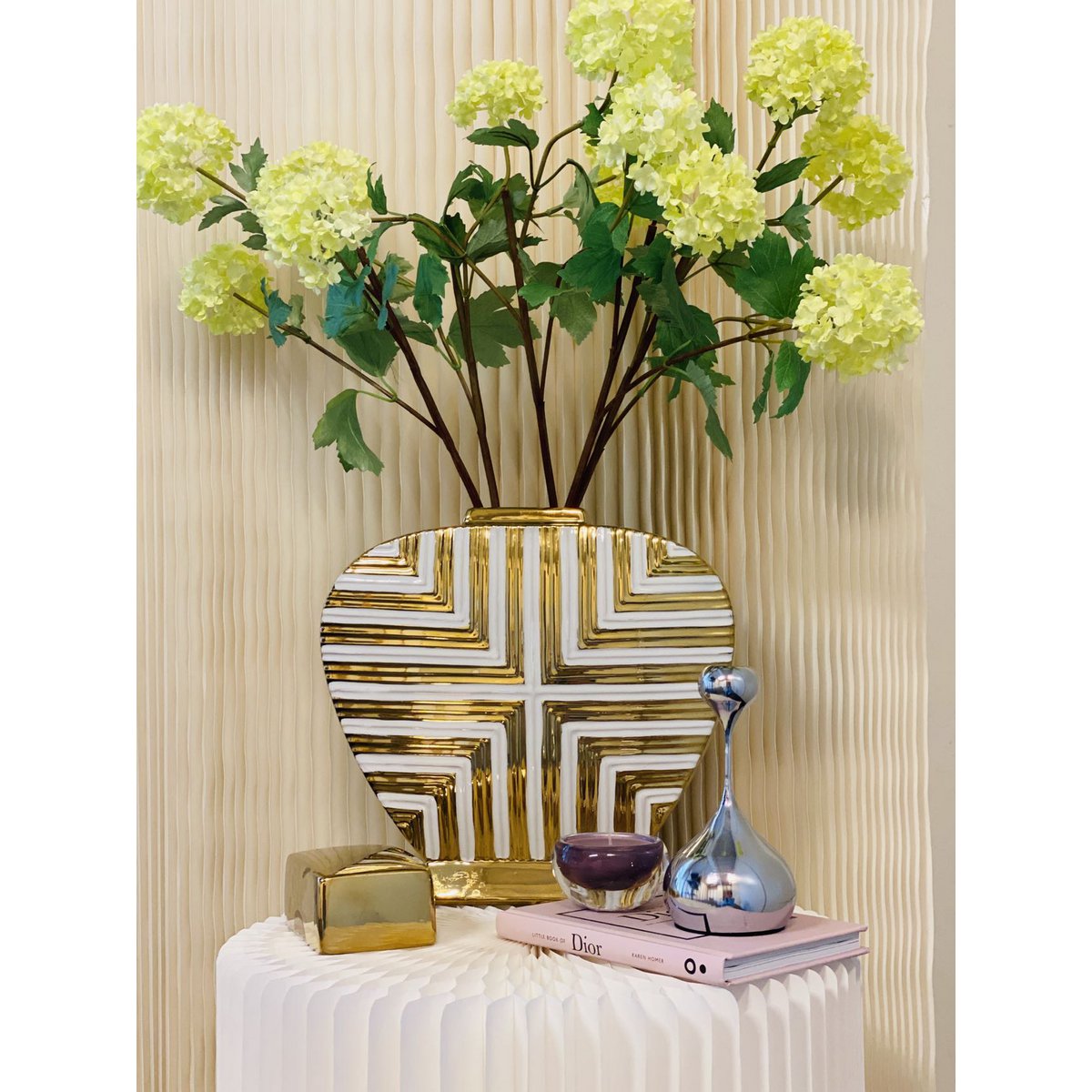 Vaas wit met goud (M) | Decoratie