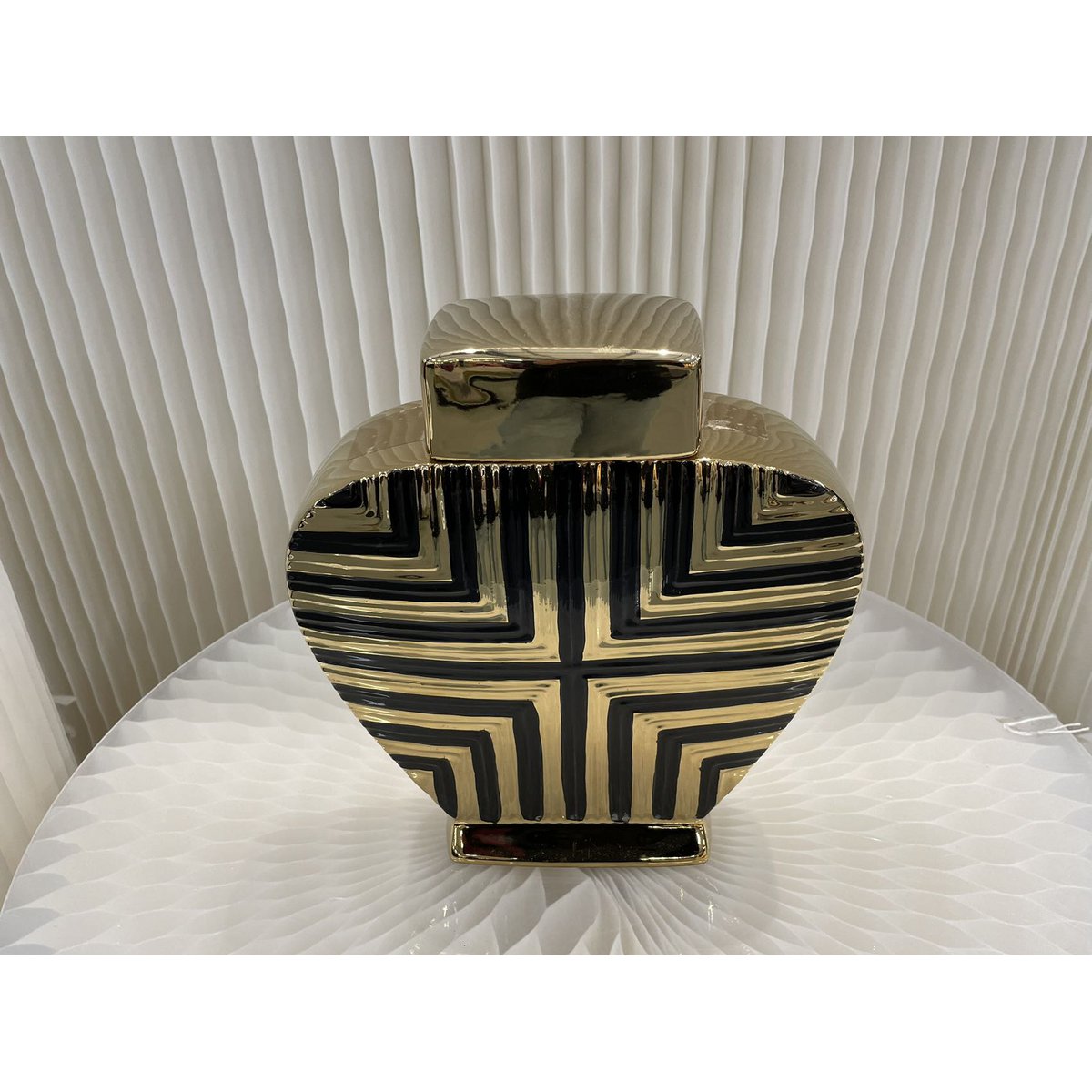 Vaas goud met zwart (L) | Decoratie