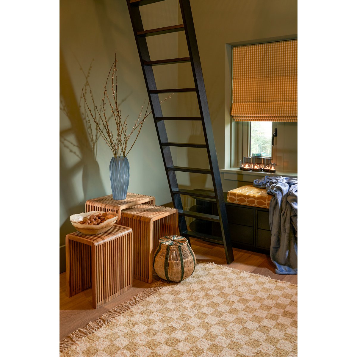 Feline Vaas - H32 x Ø16 cm - Glas - Lichtblauw