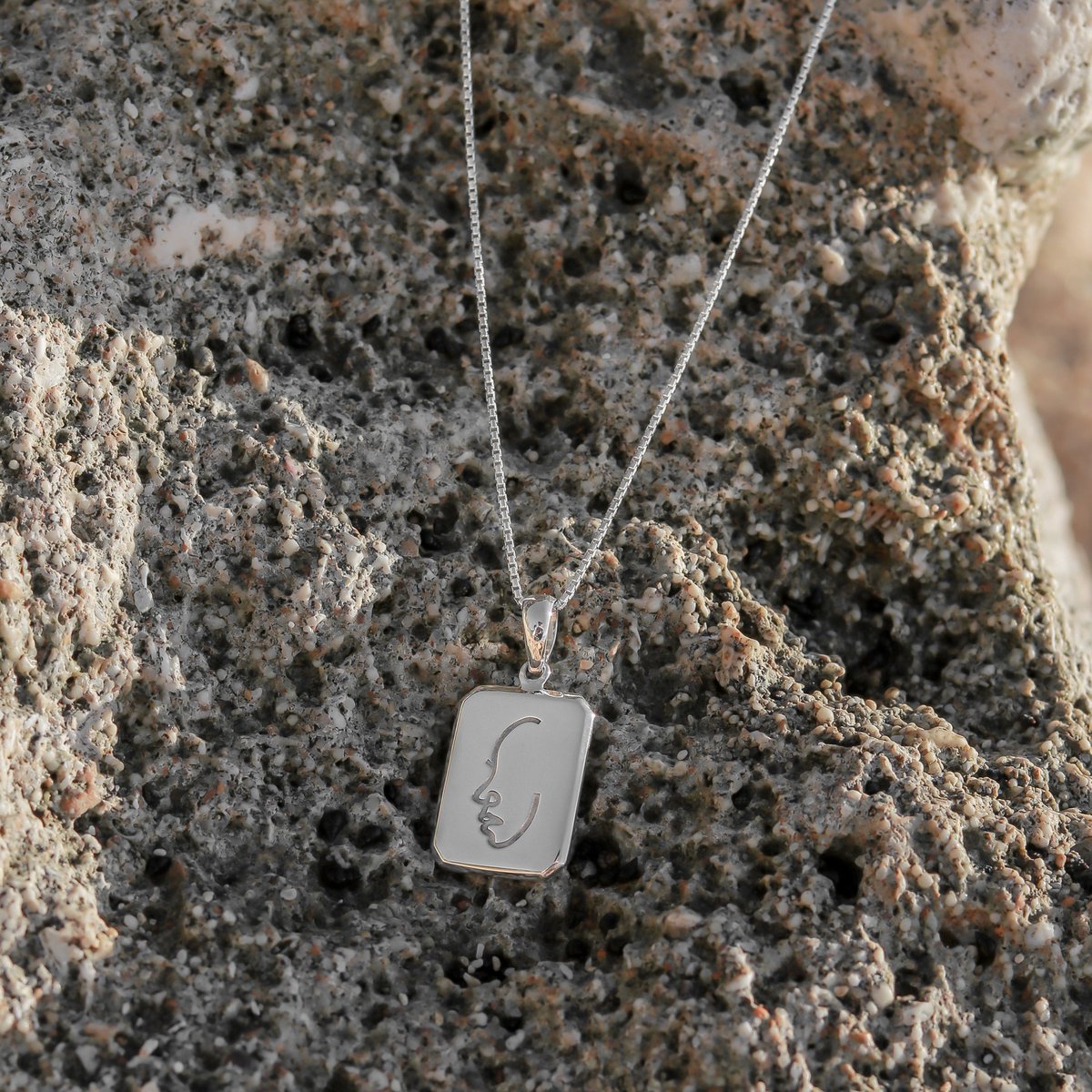 Sierlijke ketting met hanger - 40 cm zilveren ketting gemaakt van 925 zilver - abstract gezicht gegraveerd - LOVINA zilver