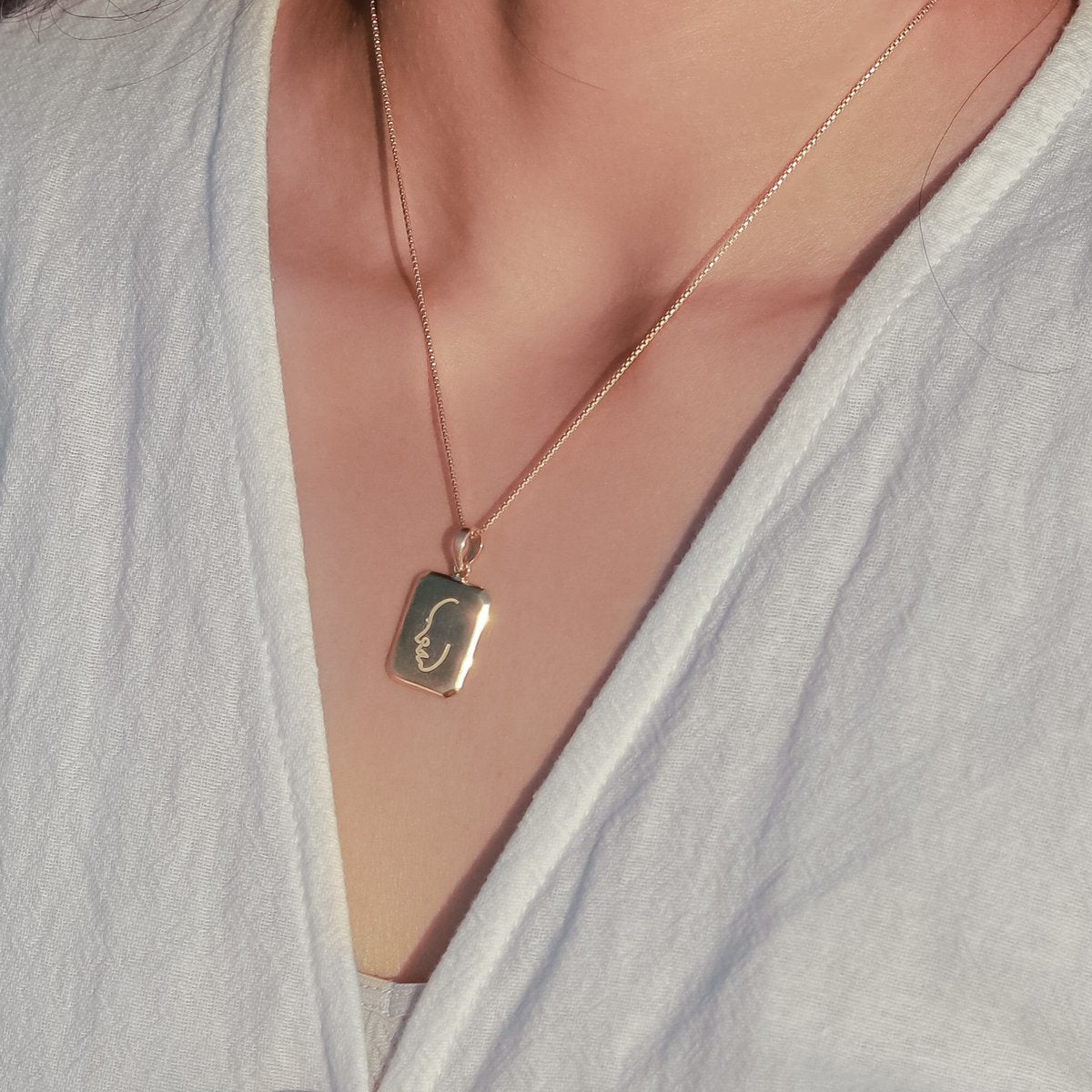 Sierlijke halsketting 18k verguld - 40 cm gouden ketting 925 Zilver Goud Vermeil - hanger met gegraveerd gezicht - LOVINA goud